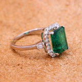 Natural Emerald Gemstone & Diamond Ring In 18k White Gold