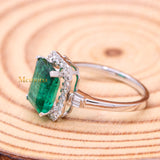 Natural Emerald Gemstone & Diamond Ring In 18k White Gold