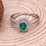 Natural Emerald Gemstone & Diamond Ring In 18k White Gold