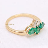 Natural Emerald Gemstone & Diamond Womens Ring In 14k Yellow Gold