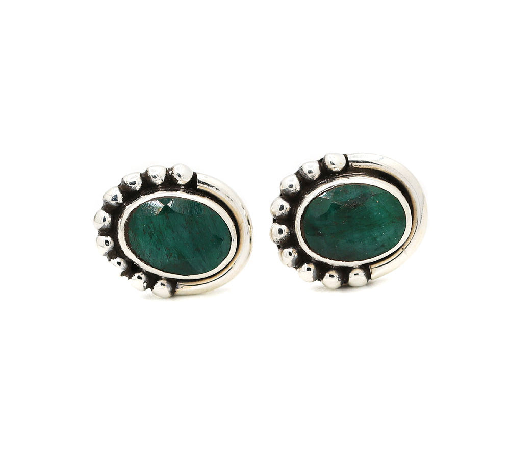 Oval Emerald Silver Earring Stud